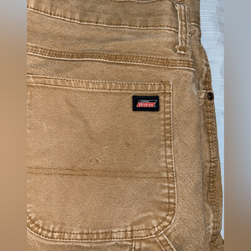 Men’s Size 42x32 Dickeys Work Jeans